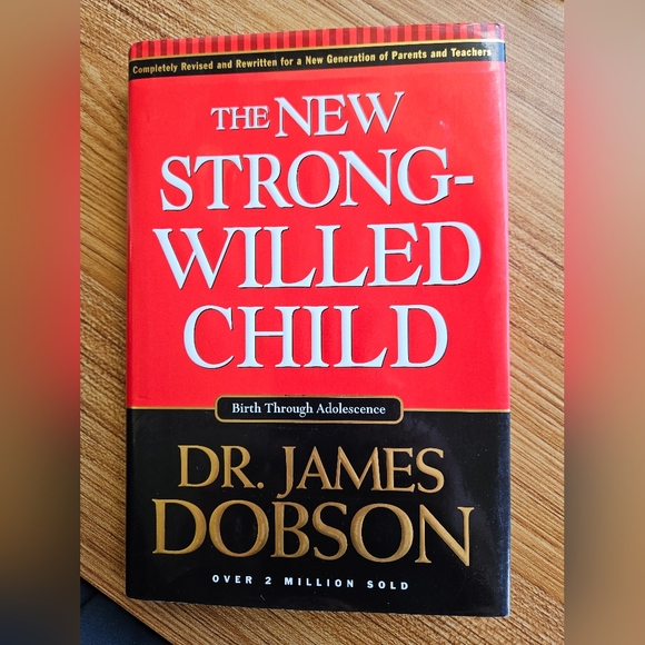 USED The Strong willed child by James Dobson book - Picture 1 of 4